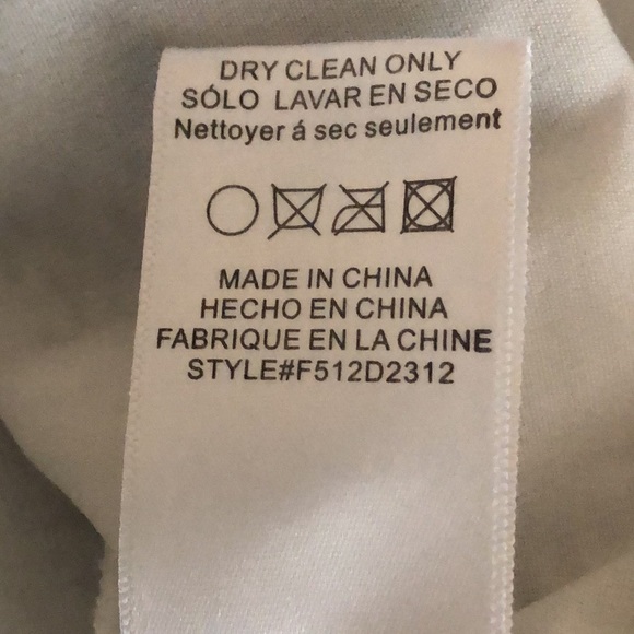 Adeline Rae Size Xs white lace dress with black stitching - Picture 8 of 8